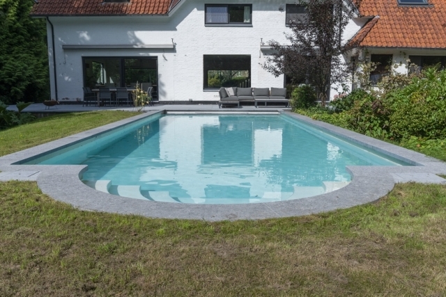 Zwembadranden Belgische blauwe hardsteen